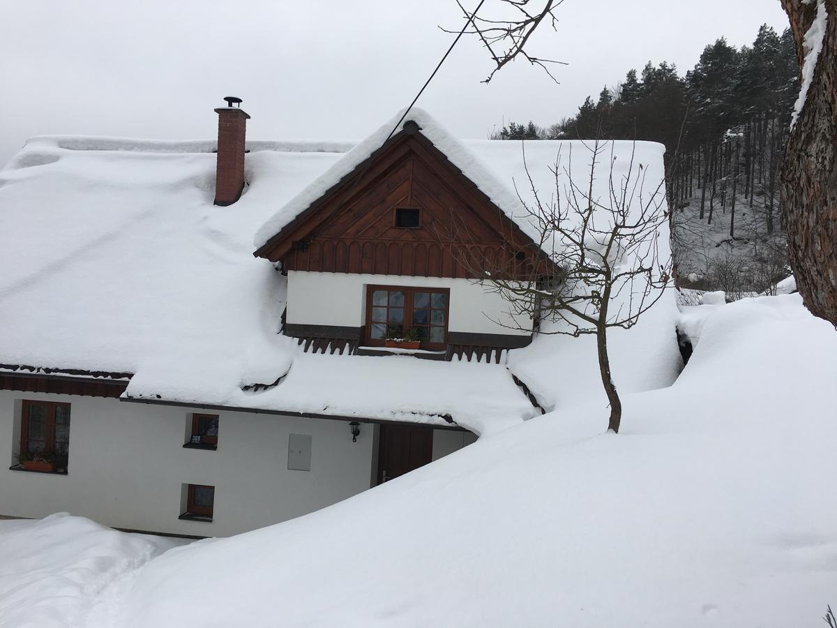 Vila Chalupa Záborčí Malá Skála Exteriér fotografie